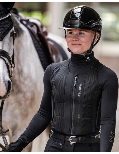 Swing P24 Pro Ryggskydd Svart